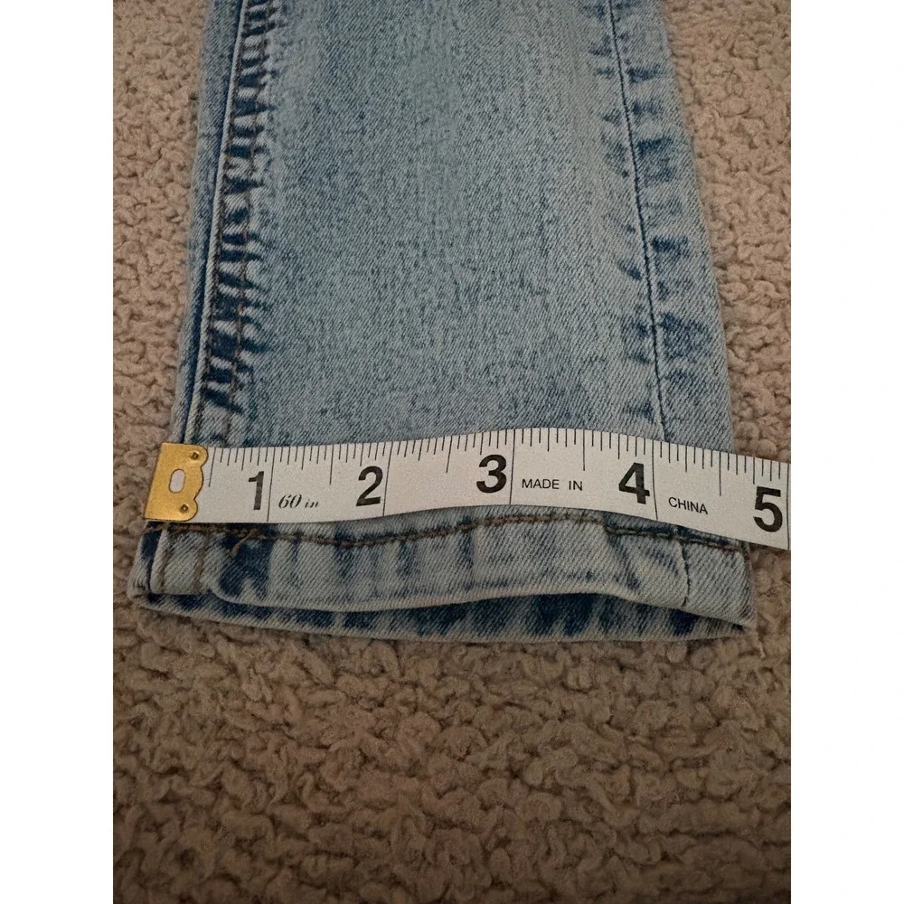 Unbranded light wash